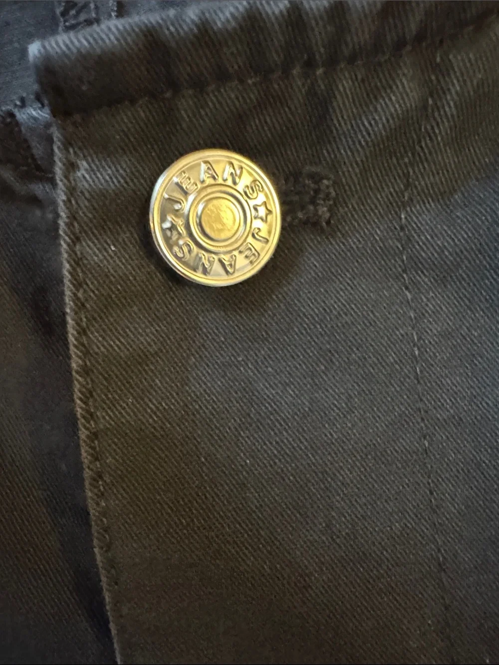Sleeveless Black Jumpsuit with Front Buttons and utility pockets - Picture 12 of 12